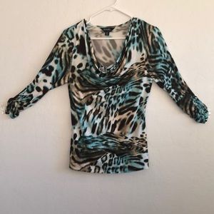 Dusak design. Printed 3/4 Long sleeve Size M